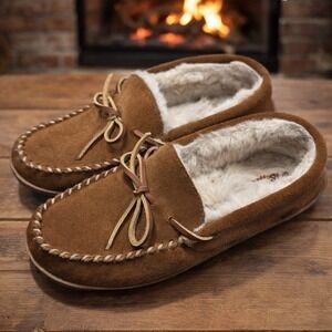 My Slippers Tan Suede Moccasin Faux Fur Lined Slippers House Shoe Womens Size 10